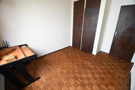 Casa à venda com 177m², 3 quartos e 4 vagasQuarto 2