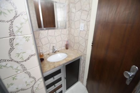 Casa à venda com 177m², 3 quartos e 4 vagasBanheiro 1