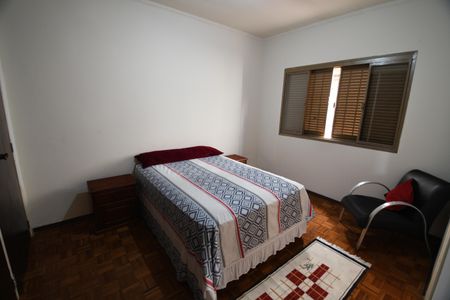 Casa à venda com 177m², 3 quartos e 4 vagasQuarto 3 - Suíte