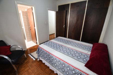 Casa à venda com 177m², 3 quartos e 4 vagasQuarto 3 - Suíte