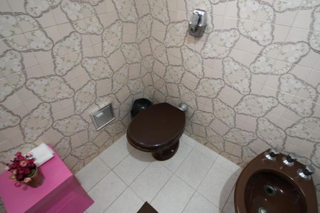 Casa à venda com 177m², 3 quartos e 4 vagasBanheiro 1