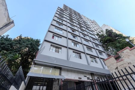 Apartamento à venda com 44m², 1 quarto e sem vaga Apartamento à venda com 44m², 1 quarto e sem vagaFachada