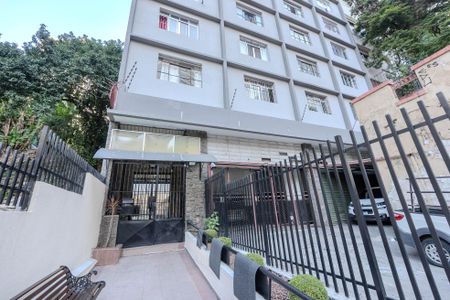 Apartamento à venda com 44m², 1 quarto e sem vaga Apartamento à venda com 44m², 1 quarto e sem vagaFachada