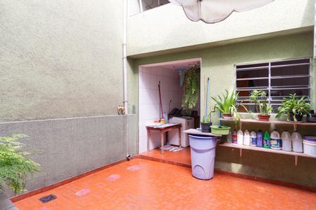 Casa à venda com 125m², 3 quartos e 1 vagaÁrea de serviço