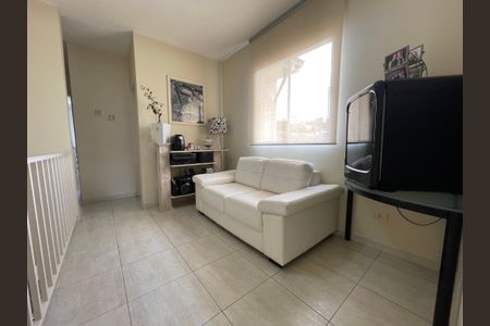 Casa à venda com 170m², 4 quartos e 4 vagas Casa à venda com 170m², 4 quartos e 4 vagasSala 2