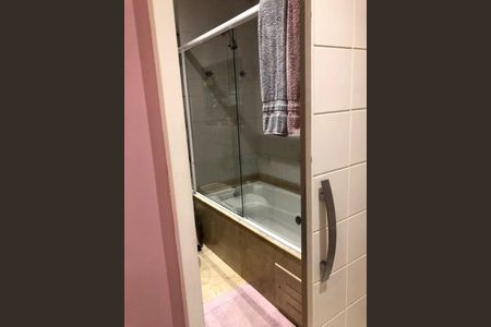 Casa à venda com 220m², 3 quartos e 5 vagas