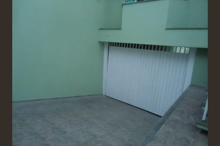 Casa à venda com 162m², 3 quartos e 4 vagas