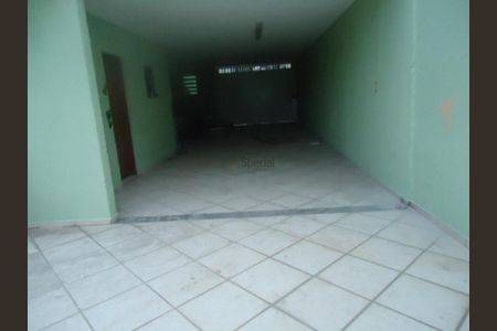 Casa à venda com 162m², 3 quartos e 4 vagas