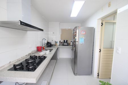 Apartamento à venda com 179m², 4 quartos e 3 vagasCozinha