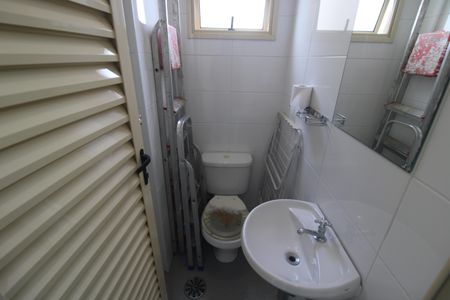 Apartamento à venda com 179m², 4 quartos e 3 vagasBanheiro de Serviço