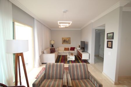 Apartamento à venda com 179m², 4 quartos e 3 vagasSala