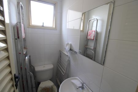 Apartamento à venda com 179m², 4 quartos e 3 vagasBanheiro de Serviço