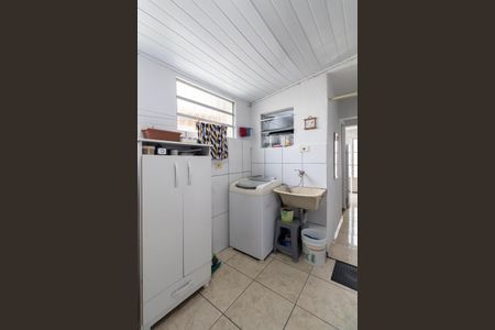 Casa à venda com 380m², 10 quartos e 2 vagas Casa à venda com 380m², 10 quartos e 2 vagasEdícula - Área de Serviço