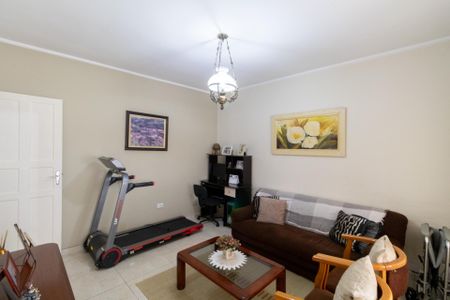 Casa à venda com 380m², 10 quartos e 2 vagas Casa à venda com 380m², 10 quartos e 2 vagasQuarto 02