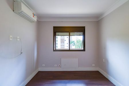 Apartamento à venda com 250m², 3 quartos e 3 vagas Apartamento à venda com 250m², 3 quartos e 3 vagasQuarto 2