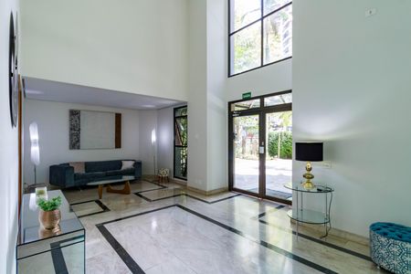Apartamento à venda com 250m², 3 quartos e 3 vagas Apartamento à venda com 250m², 3 quartos e 3 vagasÁrea comum