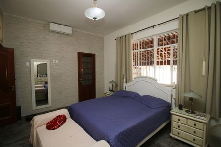 Casa à venda com 360m², 3 quartos e 5 vagasSuíte