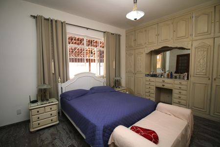 Casa à venda com 360m², 3 quartos e 5 vagasSuíte