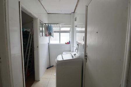 Apartamento para alugar com 234m², 3 quartos e 2 vagasÁrea de Serviço