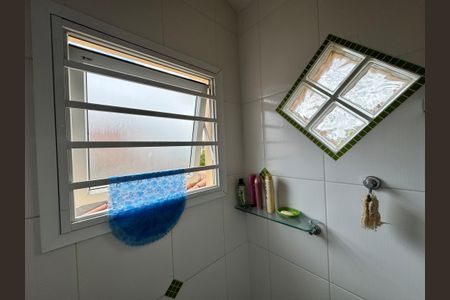 Casa para alugar com 100m², 4 quartos e 2 vagas Casa para alugar com 100m², 4 quartos e 2 vagasBanheiro