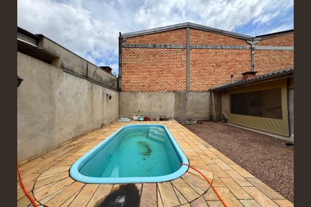 Casa para alugar com 100m², 4 quartos e 2 vagas Casa para alugar com 100m², 4 quartos e 2 vagasÁrea comum