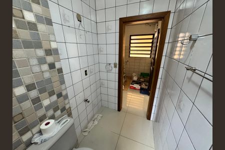Casa para alugar com 100m², 4 quartos e 2 vagas Casa para alugar com 100m², 4 quartos e 2 vagasBanheiro 2