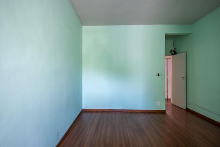 Apartamento à venda com 97m², 3 quartos e 1 vaga Apartamento à venda com 97m², 3 quartos e 1 vagaQuarto 2