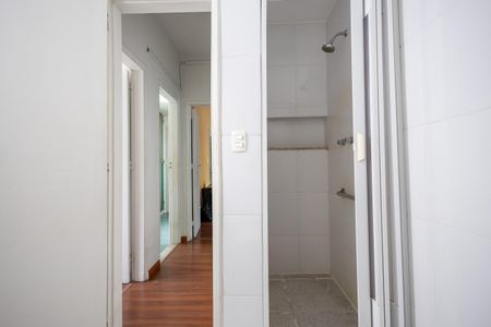Apartamento à venda com 97m², 3 quartos e 1 vaga Apartamento à venda com 97m², 3 quartos e 1 vagaBanheiro