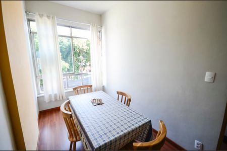 Apartamento à venda com 97m², 3 quartos e 1 vaga Apartamento à venda com 97m², 3 quartos e 1 vagaSala