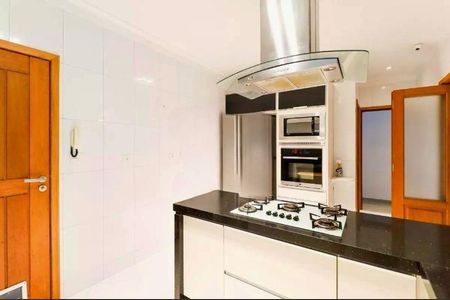 Casa de condomínio à venda com 529m², 4 quartos e 6 vagas Casa de condomínio à venda com 529m², 4 quartos e 6 vagasFoto 12