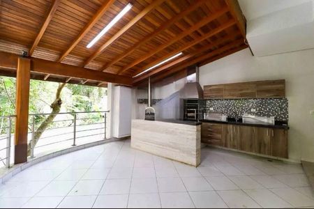 Casa de condomínio à venda com 529m², 4 quartos e 6 vagas Casa de condomínio à venda com 529m², 4 quartos e 6 vagasFoto 30