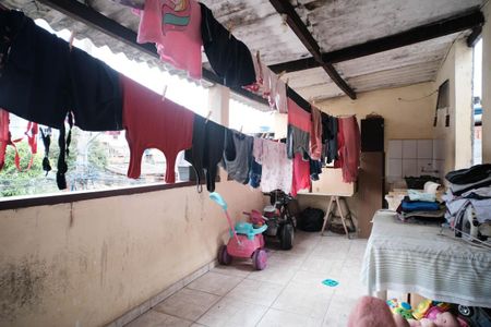 Casa à venda com 150m², 3 quartos e 1 vagaÁrea de Serviço