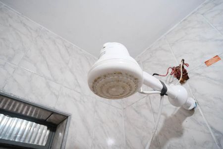 Casa à venda com 150m², 3 quartos e 1 vagaBanheiro