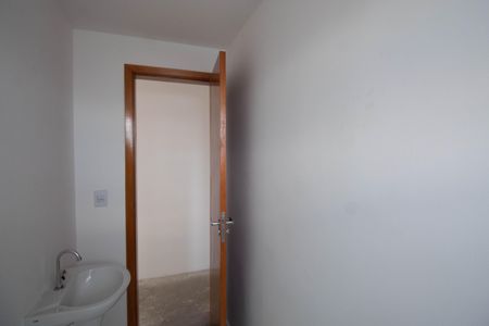 Apartamento à venda com 58m², 3 quartos e 1 vaga Apartamento à venda com 58m², 3 quartos e 1 vagaBanheiro