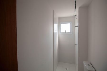 Apartamento à venda com 58m², 3 quartos e 1 vaga Apartamento à venda com 58m², 3 quartos e 1 vagaBanheiro da Suíte