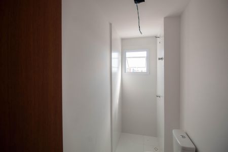 Apartamento à venda com 58m², 3 quartos e 1 vaga Apartamento à venda com 58m², 3 quartos e 1 vagaBanheiro