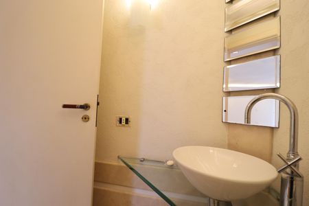 Apartamento à venda com 212m², 4 quartos e 3 vagasLavabo