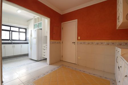 Apartamento à venda com 212m², 4 quartos e 3 vagasCopa