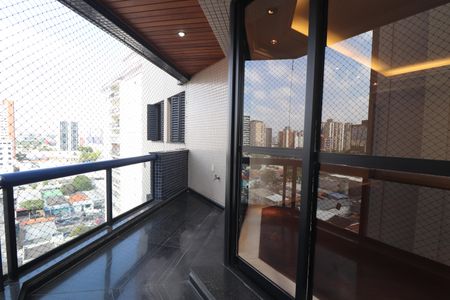 Apartamento à venda com 212m², 4 quartos e 3 vagasVaranda Sala