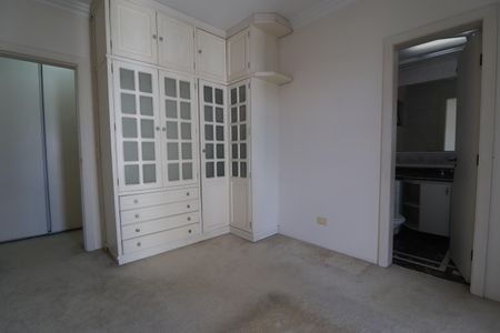 Apartamento à venda com 212m², 4 quartos e 3 vagasQuarto 2 suíte