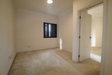 Apartamento à venda com 212m², 4 quartos e 3 vagasQuarto 4