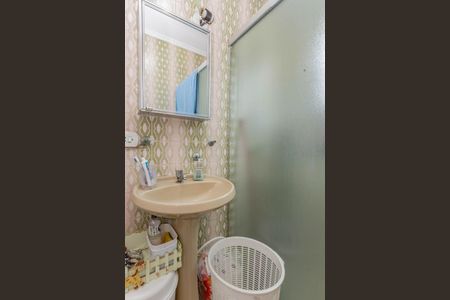 Casa à venda com 200m², 3 quartos e 2 vagasBanheiro Social