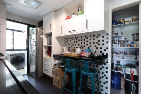 Apartamento à venda com 107m², 3 quartos e 2 vagasCozinha