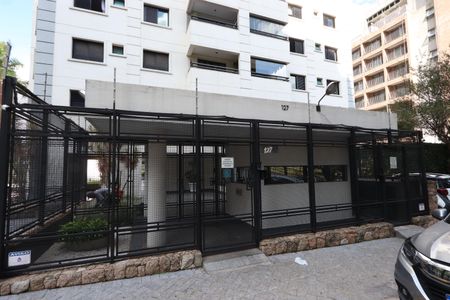 Apartamento à venda com 107m², 3 quartos e 2 vagasFachada 