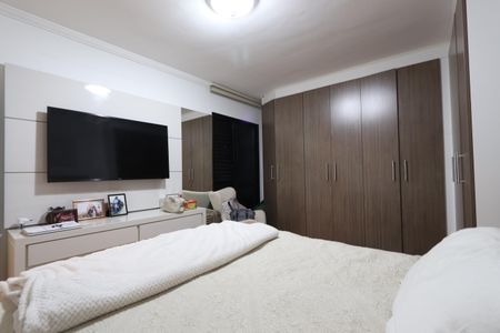 Apartamento à venda com 107m², 3 quartos e 2 vagasQuarto 