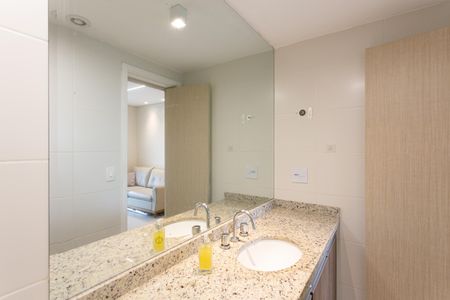 Apartamento à venda com 45m², 1 quarto e 1 vaga Apartamento à venda com 45m², 1 quarto e 1 vagaBanheiro