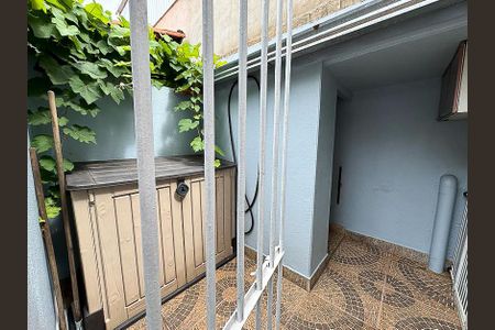 Casa à venda com 242m², 4 quartos e 4 vagasÁrea externa