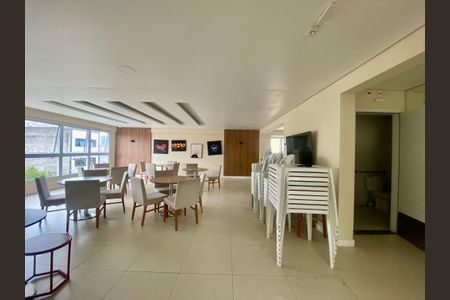 Apartamento à venda com 65m², 3 quartos e 1 vaga Apartamento à venda com 65m², 3 quartos e 1 vagaSalão de Festas