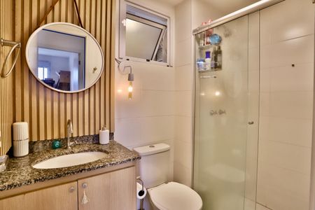 Apartamento à venda com 65m², 3 quartos e 1 vaga Apartamento à venda com 65m², 3 quartos e 1 vagaBanheiro