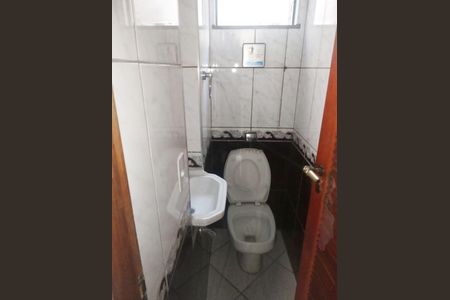 Casa à venda com 267m², 4 quartos e 6 vagas